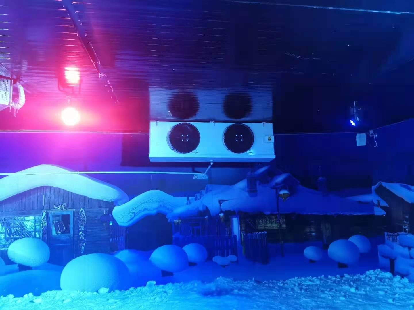 滑雪場(chǎng)，室內(nèi)冰雪世界冷庫歡樂谷建造